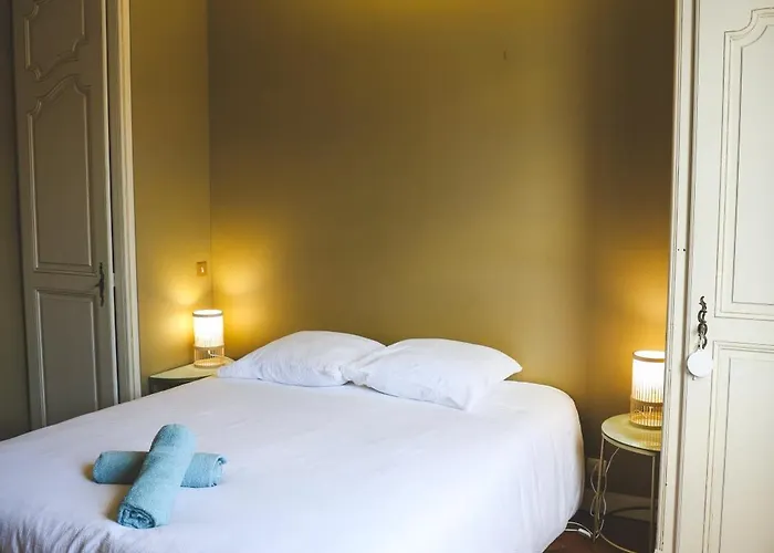 Le Nid Urbain, Terrasse, Garage Et Confort Apartament *