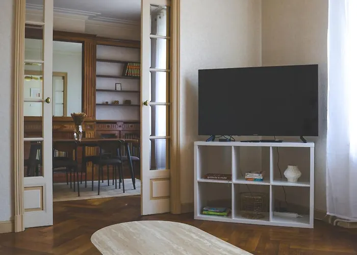 Appartement Le Nid Urbain, Terrasse, Garage Et Confort